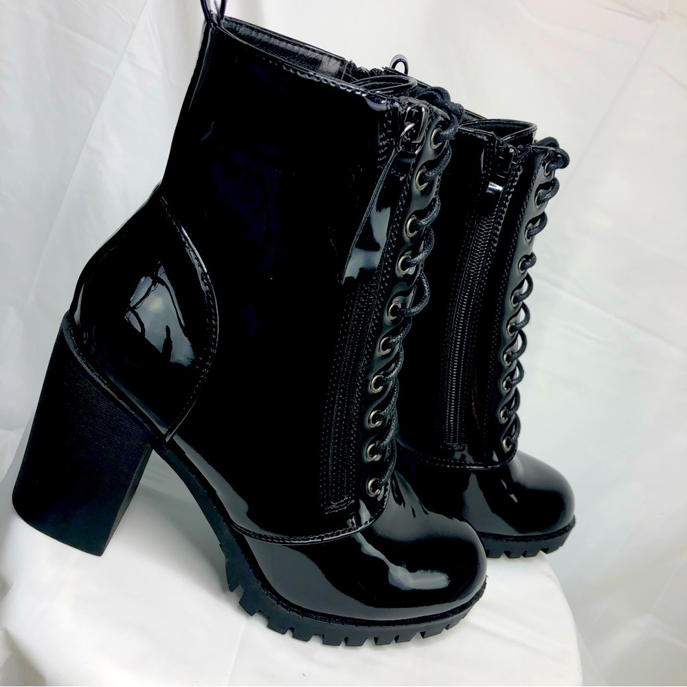 Fashion Nova Los Angeles Ankle, Barely Worn Combat Boots: Size 6.5